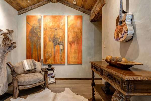 Abode at Three Bears, stunning wilderness estate, private hot tub
