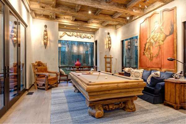 Abode at Three Bears, stunning wilderness estate, private hot tub