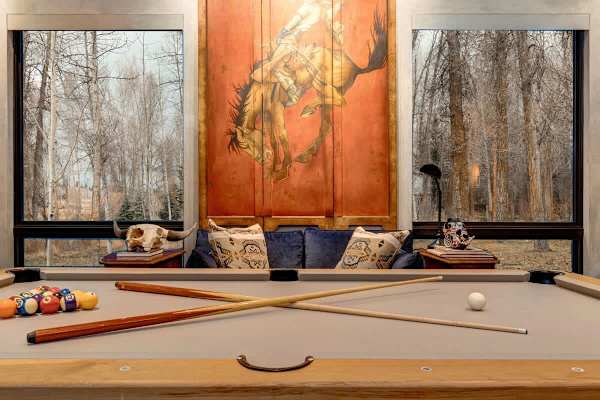 Abode at Three Bears, stunning wilderness estate, private hot tub