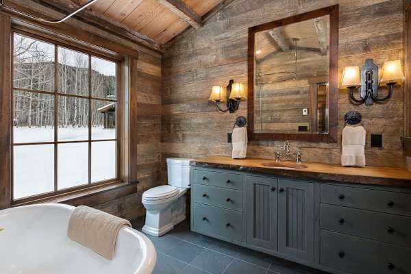 Abode at 7 Cabins, perfect for large groups, Teton views, wildlife