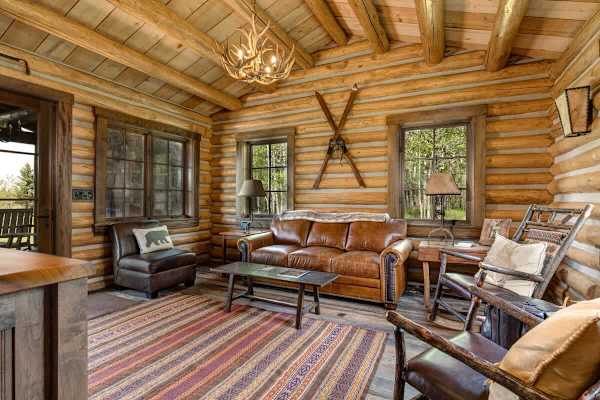 Abode at 7 Cabins, perfect for large groups, Teton views, wildlife