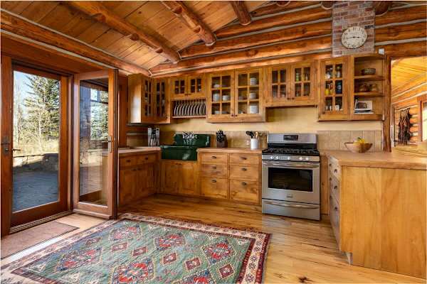 Abode at 7 Cabins, perfect for large groups, Teton views, wildlife
