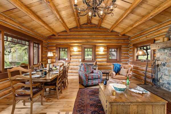Abode at 7 Cabins, perfect for large groups, Teton views, wildlife