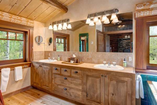 Abode at 7 Cabins, perfect for large groups, Teton views, wildlife