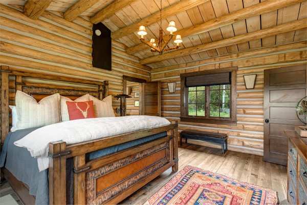Abode at 7 Cabins, perfect for large groups, Teton views, wildlife