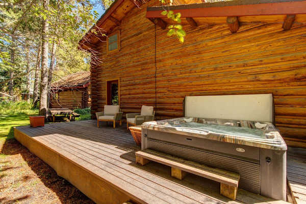 Abode at the Aspens, luxury log cabin, hot tub, near Teton Village