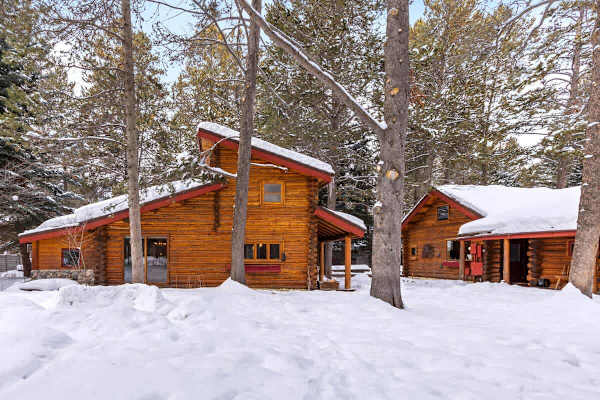 Abode at the Aspens, luxury log cabin, hot tub, near Teton Village