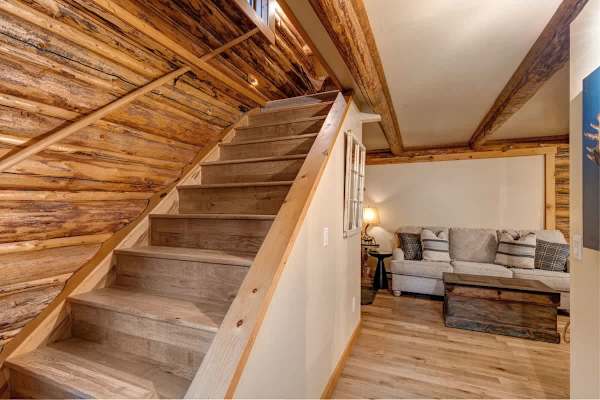 Abode at the Aspens, luxury log cabin, hot tub, near Teton Village