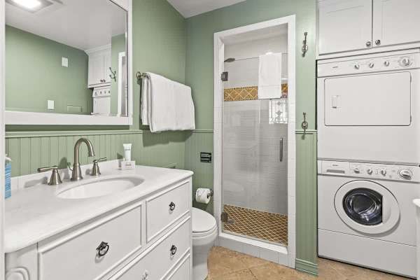 Abode at the Aspens, luxury log cabin, hot tub, near Teton Village