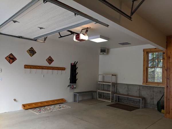 Abode at the Homestead, walk to slopes, private hot tub, chef's kitchen