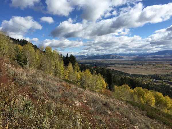 Abode at the Homestead, walk to slopes, private hot tub, chef's kitchen
