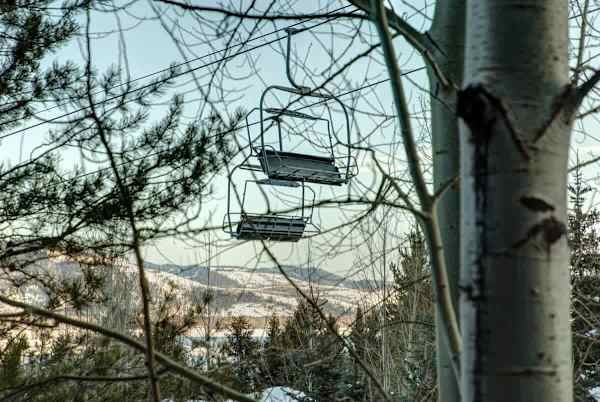 Abode at Moose Creek #21, ski-in/out, private hot tub, mountain views