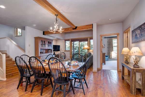 Abode at Moose Creek #21, ski-in/out, private hot tub, mountain views