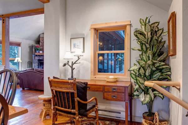 Abode at Moose Creek #21, ski-in/out, private hot tub, mountain views