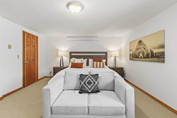 Abode at Fish Creek, mountain escape, hot tub, minutes from skiing