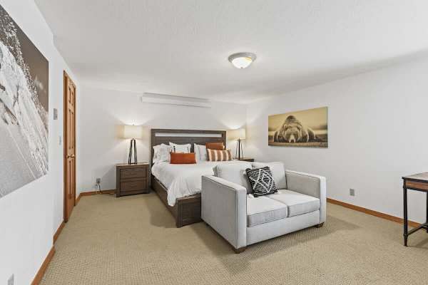 Abode at Fish Creek, mountain escape, hot tub, minutes from skiing