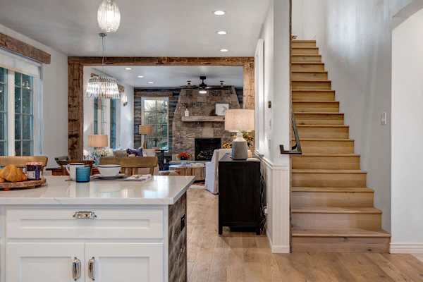 Abode at Palomino Ridge, amazing views, hiking trails, private porch