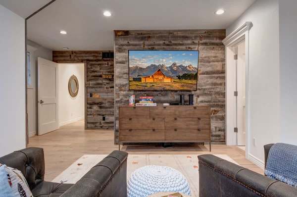 Abode at Palomino Ridge, amazing views, hiking trails, private porch