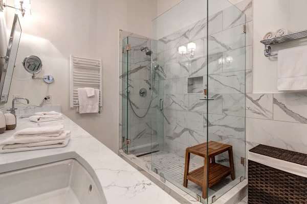 Abode at Palomino Ridge, amazing views, hiking trails, private porch