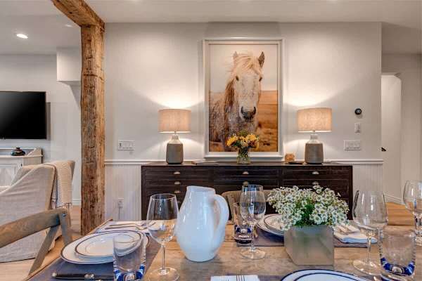 Abode at Palomino Ridge, amazing views, hiking trails, private porch