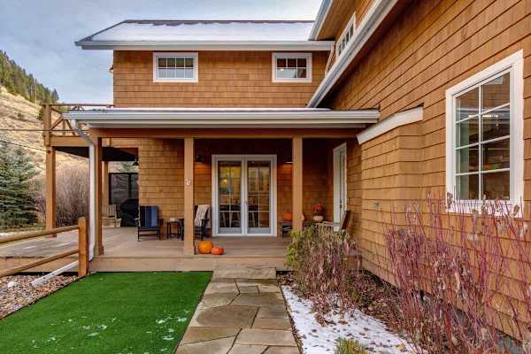 Abode at Palomino Ridge, amazing views, hiking trails, private porch