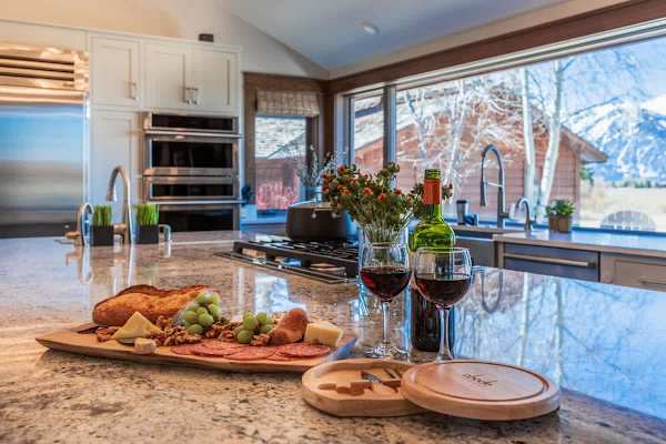 Abode at Sage Springs, Teton views, guest house, chef's kitchen