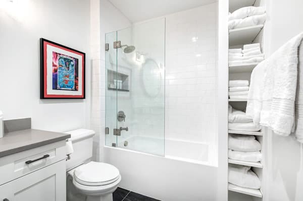 Abode at Sugar Magnolia, outdoor living, private hot tub, Jackson