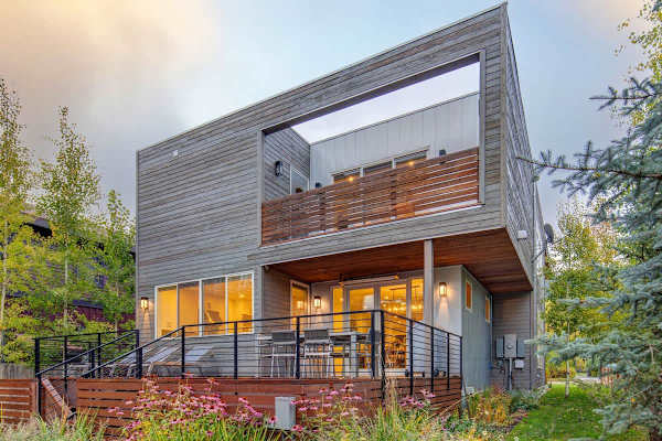 Abode at Sugar Magnolia, outdoor living, private hot tub, Jackson