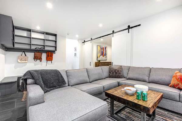Abode at Sugar Magnolia, outdoor living, private hot tub, Jackson