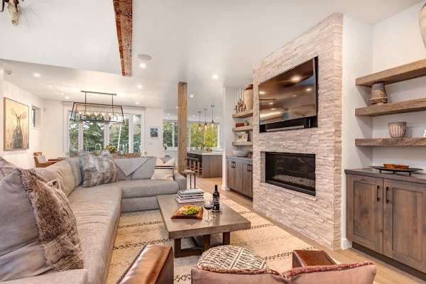 Abode at Sugar Magnolia, outdoor living, private hot tub, Jackson