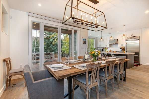 Abode at Sugar Magnolia, outdoor living, private hot tub, Jackson