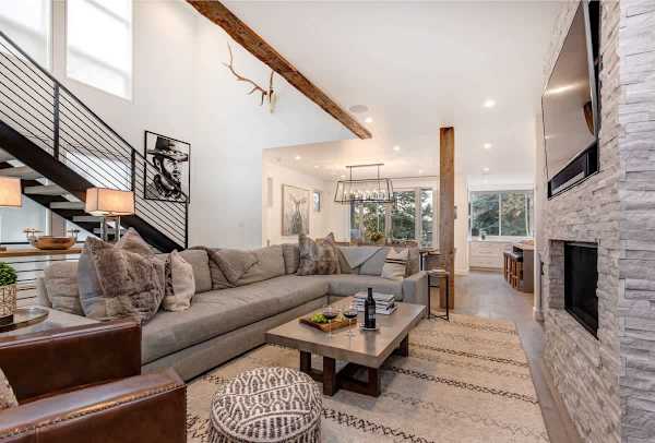 Abode at Sugar Magnolia, outdoor living, private hot tub, Jackson