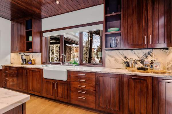 Abode on the Big Trail, ski in/ski out, hot tub & pool