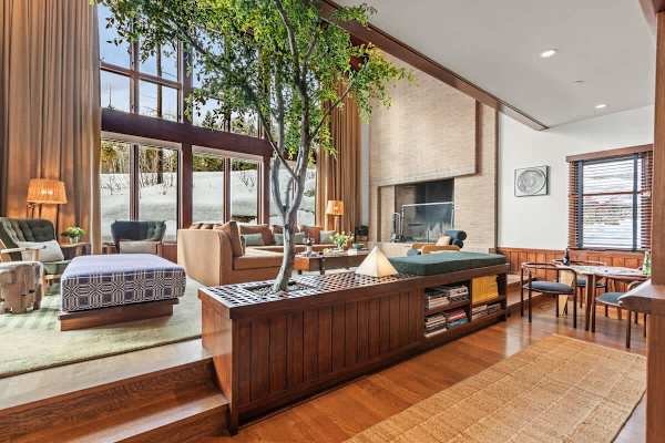 Abode on the Big Trail, ski in/ski out, hot tub & pool