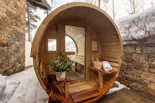 Abode on the Big Trail, ski in/ski out, hot tub & pool