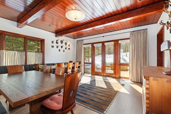 Abode on the Big Trail, ski in/ski out, hot tub & pool