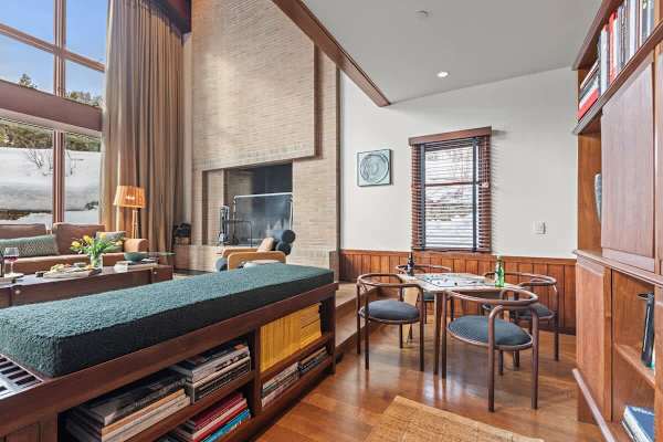 Abode on the Big Trail, ski in/ski out, hot tub & pool