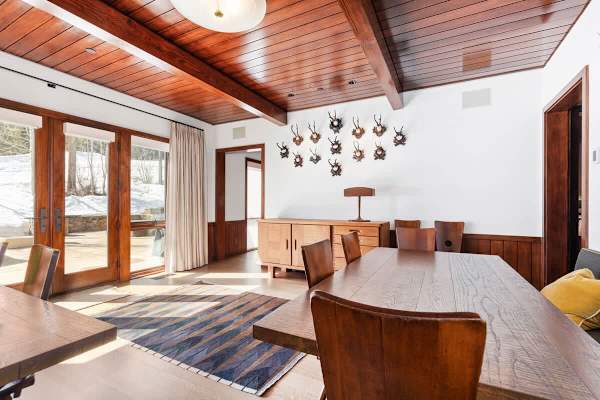 Abode on the Big Trail, ski in/ski out, hot tub & pool