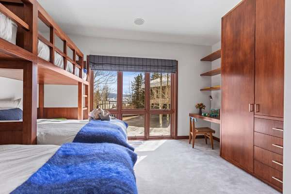 Abode on the Big Trail, ski in/ski out, hot tub & pool