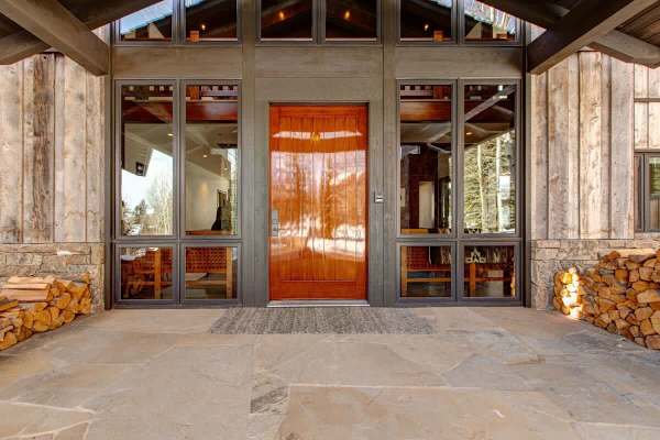 Abode on the Big Trail, ski in/ski out, hot tub & pool