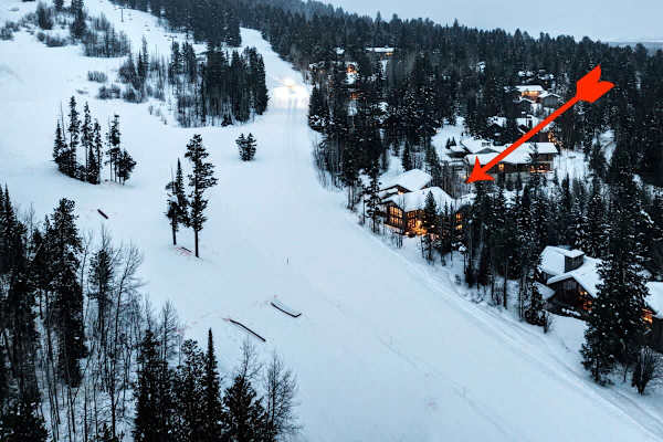 Abode on the Big Trail, ski in/ski out, hot tub & pool