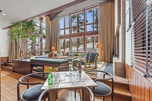 Abode on the Big Trail, ski in/ski out, hot tub & pool