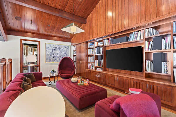 Abode on the Big Trail, ski in/ski out, hot tub & pool