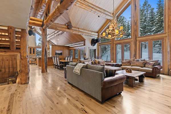 Abode at Mountain Haven, ski-in/out, Teton Village, private hot tub