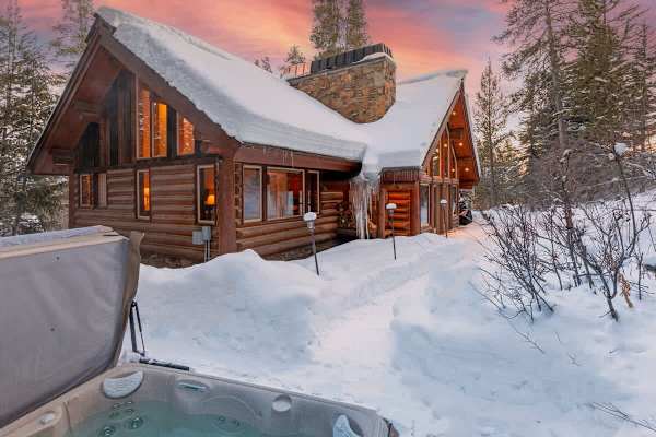 Abode at Mountain Haven, ski-in/out, Teton Village, private hot tub