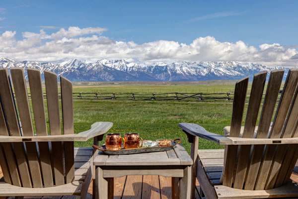Abode at Grand Teton Vista, Teton views, private hot tub, wildlife