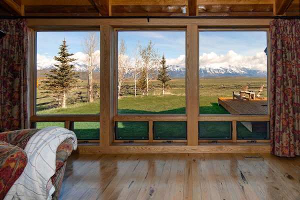Abode at Grand Teton Vista, Teton views, private hot tub, wildlife