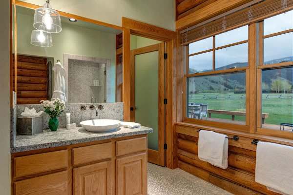 Abode at Grand Teton Vista, Teton views, private hot tub, wildlife