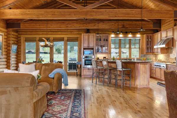 Abode at Grand Teton Vista, Teton views, private hot tub, wildlife