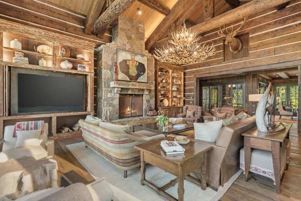 Abode at Teton Game, sweeping estate with 3 cabins, private hot tub